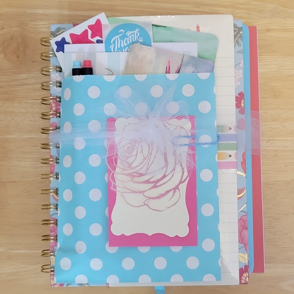 Mystery journals, list pads notebooks, writing tools, all ocassion cards - Picture 7 of 16